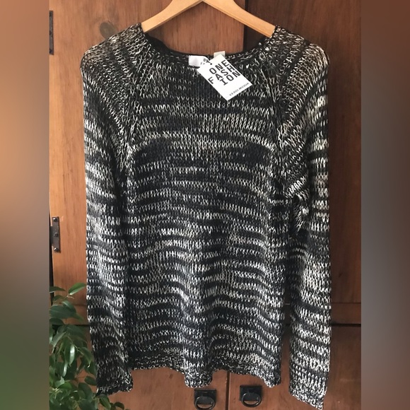 NEW ! Vero Moda - One Fashion multi-coloured Sweater - Size Medium - Picture 1 of 7